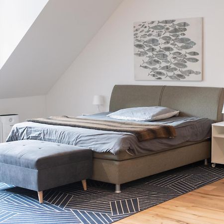 לייפציג Apartment Mit Parkblick & Massagestuhl מראה חיצוני תמונה