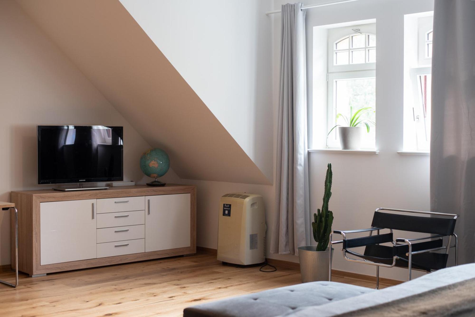 לייפציג Apartment Mit Parkblick & Massagestuhl מראה חיצוני תמונה